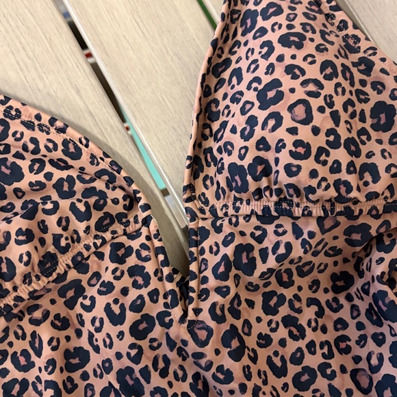 Bathing suit - Picture 3 of 4